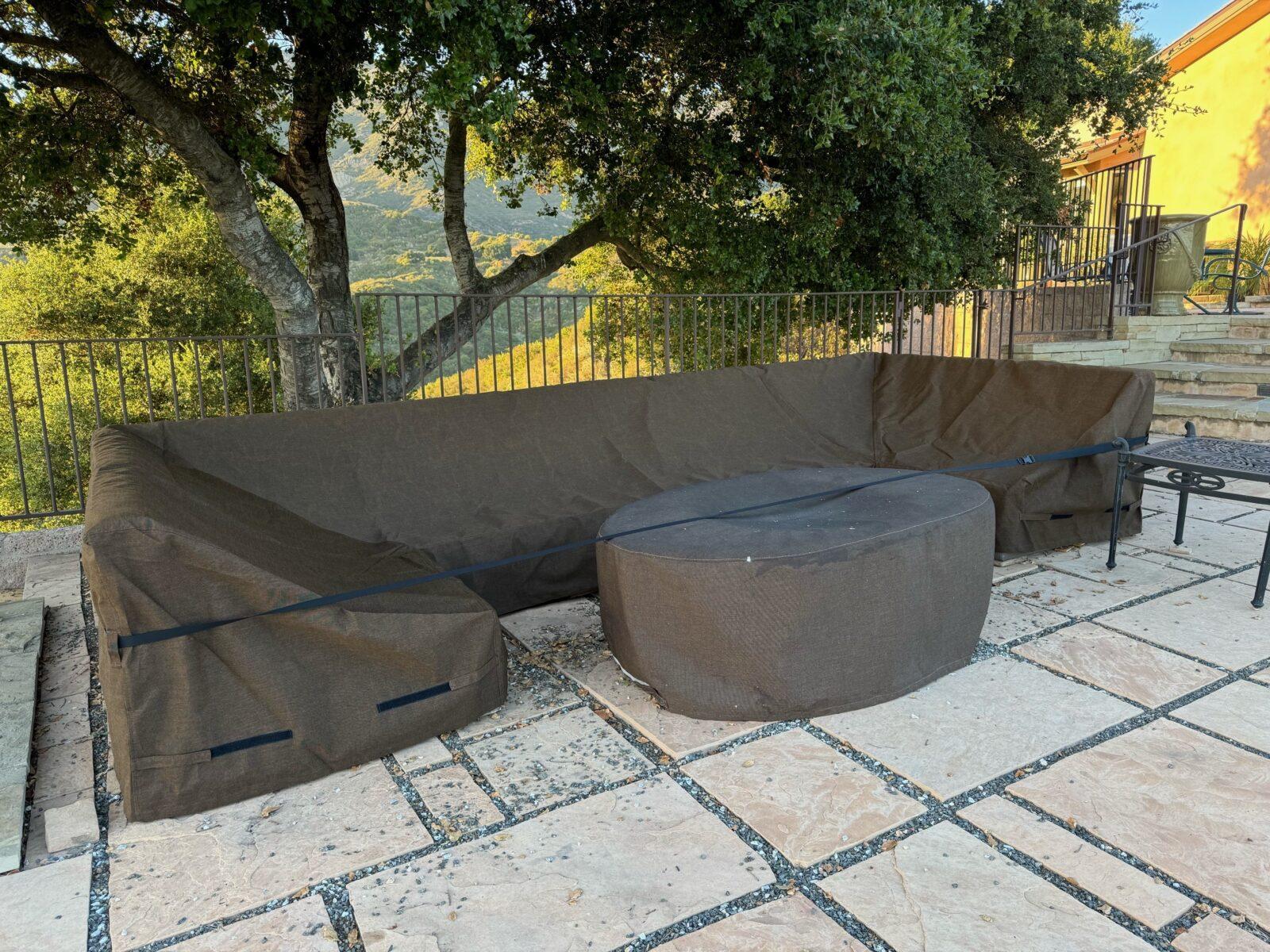 U-Shape-Sectional-Sunberlla-Walnut-brown-Tweed